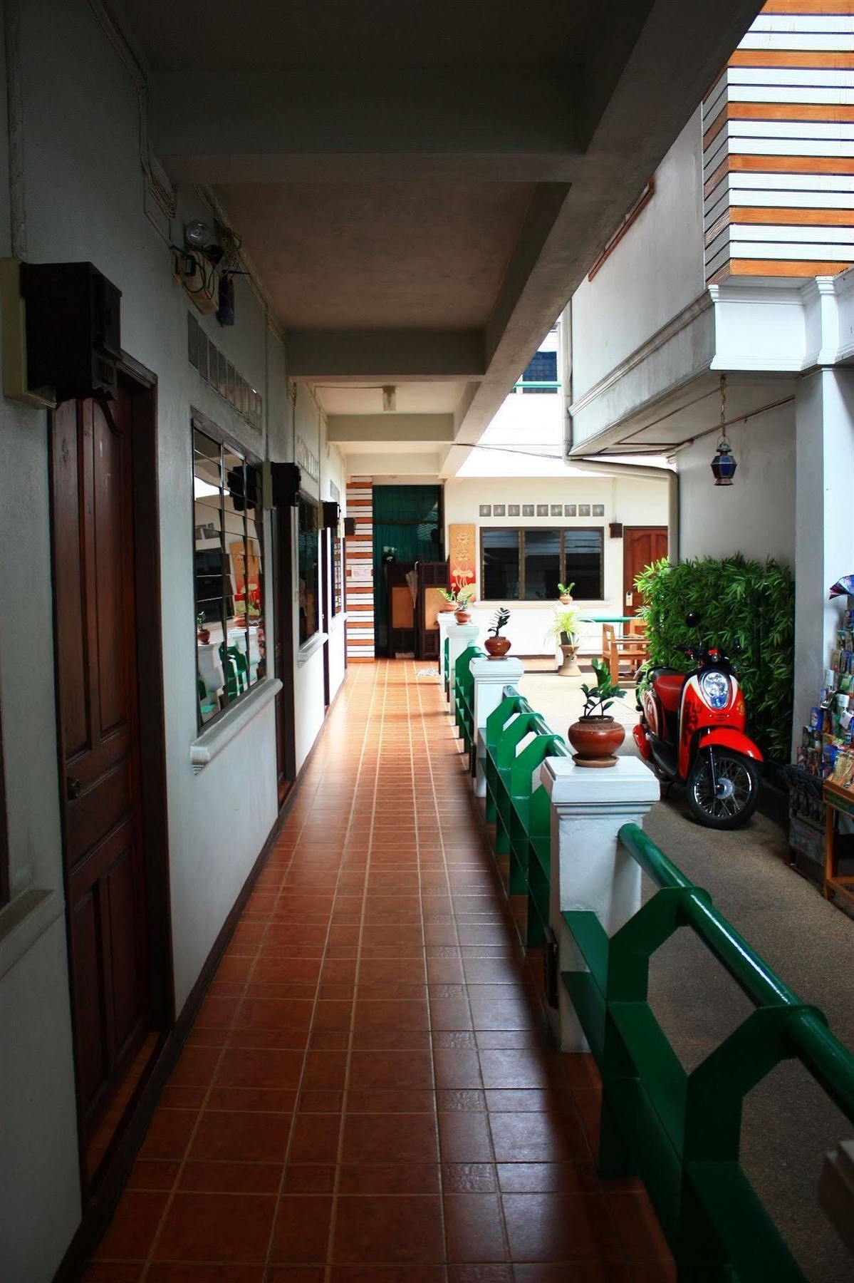 โรงแรมตีฆ้อง - Tri Gong Hotel Chiang Mai Bagian luar foto
